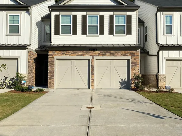 5930 Lyon St, Cumming, GA 30028