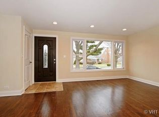 327 W 100th St, Chicago, IL 60628