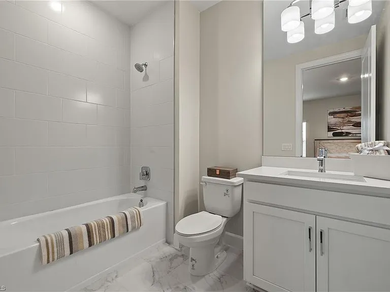 15429 Turin Dr — Photo 26
