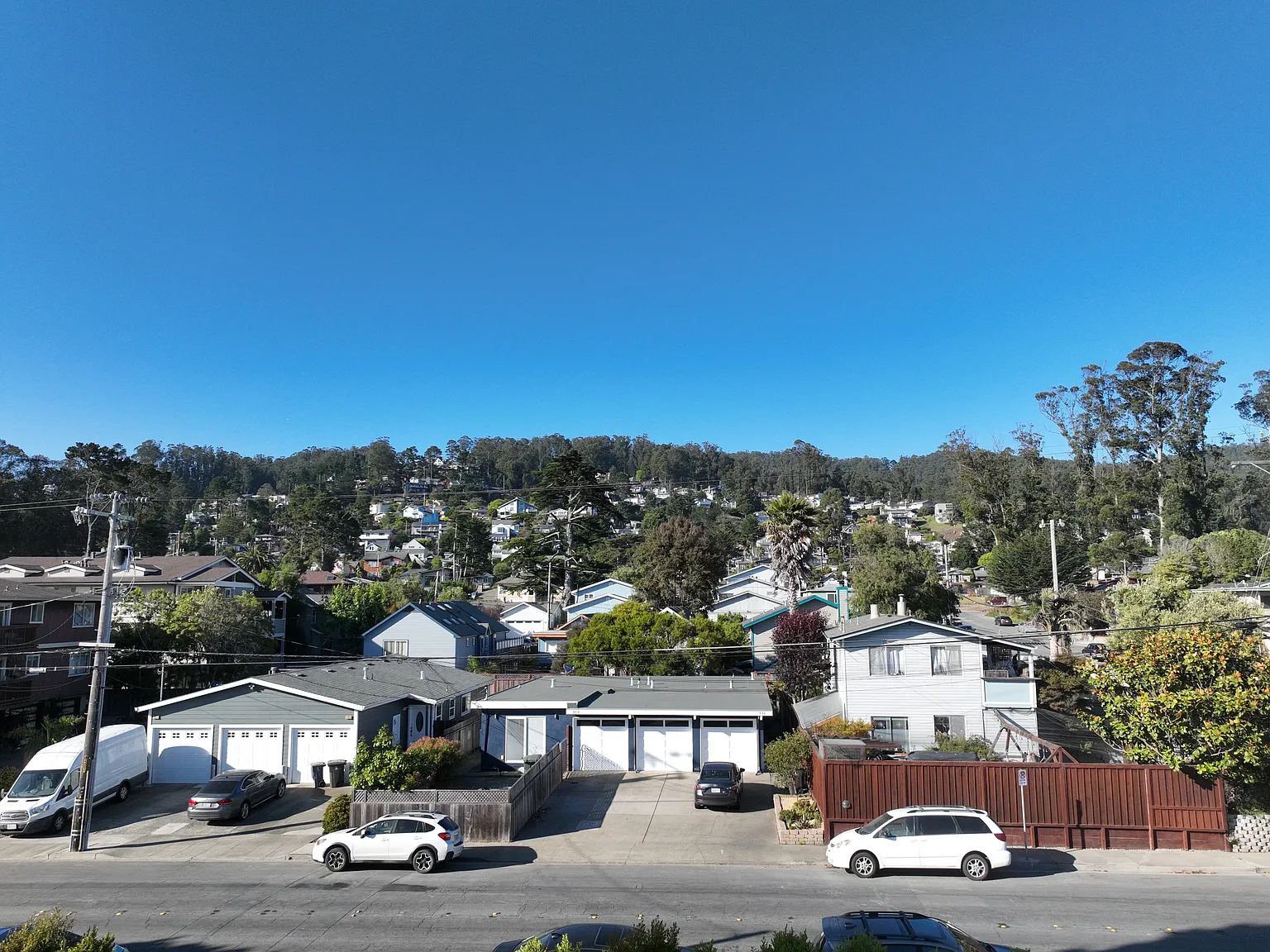 Avenue Alhambra, Half Moon Bay — Photo 3