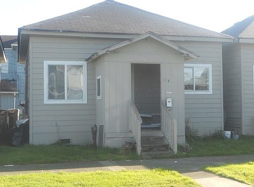 1st image of 114 S Lincoln St