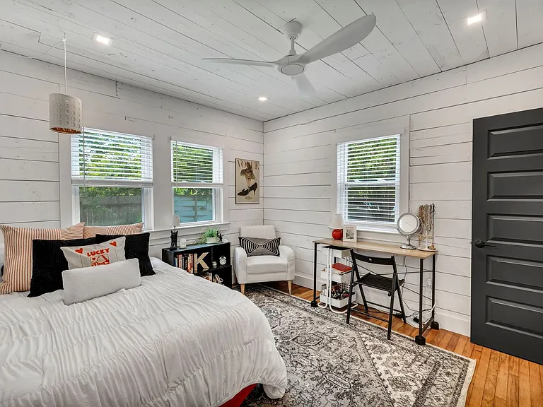 701 Harris Ave — Photo 29