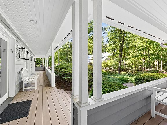 5th image of 18353 Forest Beach Dr