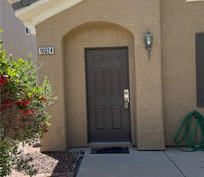 10024 Via Toro Ave — Photo 7