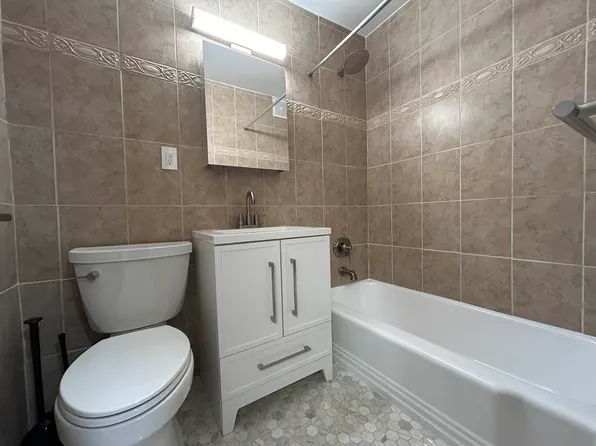 5730 Mosholu Avenue 3C image 6 of 7