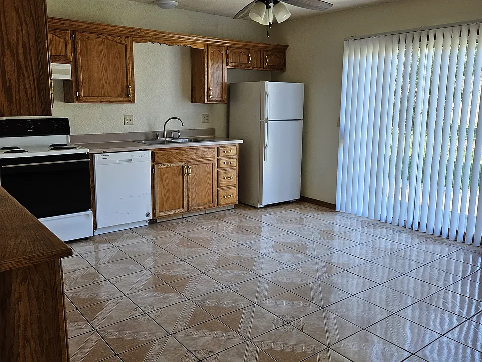1102 S McCoy St #1102