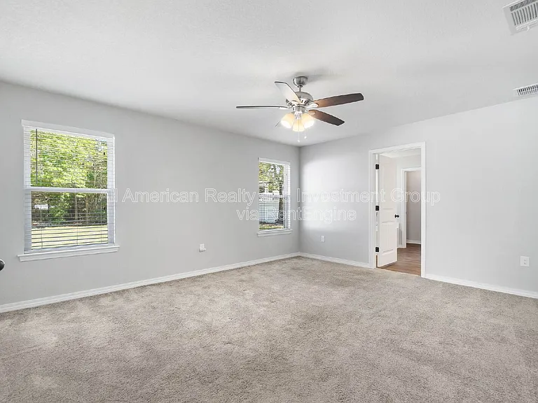 2432 Frontera St — Photo 14