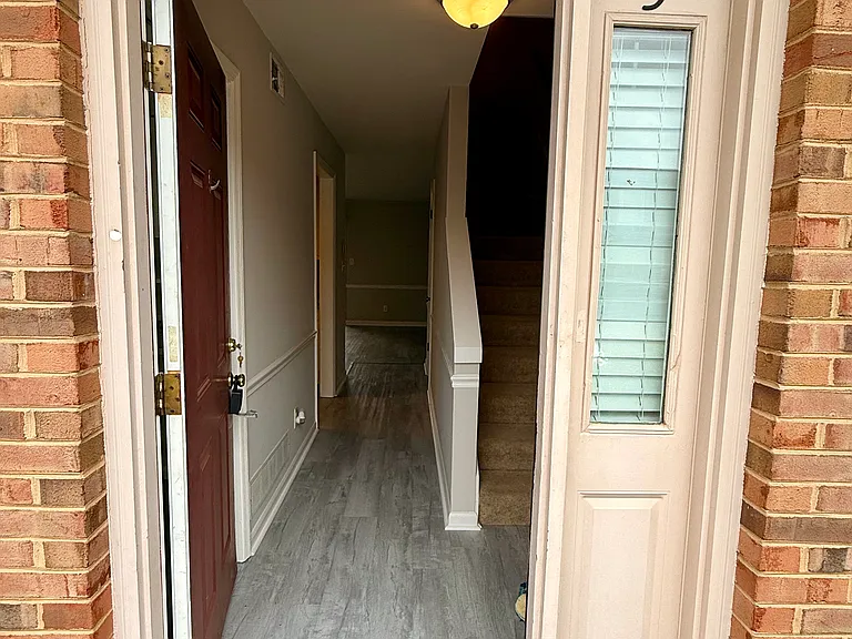 3925 Mountain View Rd #3 — Photo 16