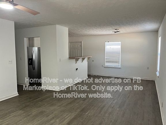 2nd image of 3067 Embry Way SE