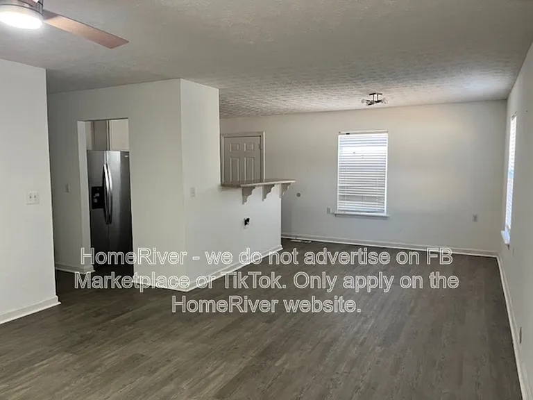 3067 Embry Way SE — Photo 2