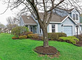 8 Sandra Ln, Rensselaer, NY 12144