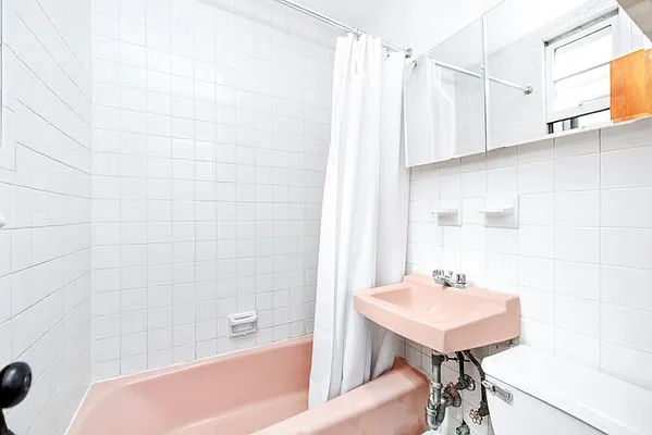 Sold by Keller Williams NYC | media 17