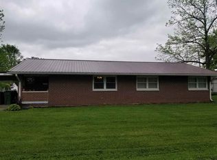 527 W Beech St, Sullivan, IN 47882