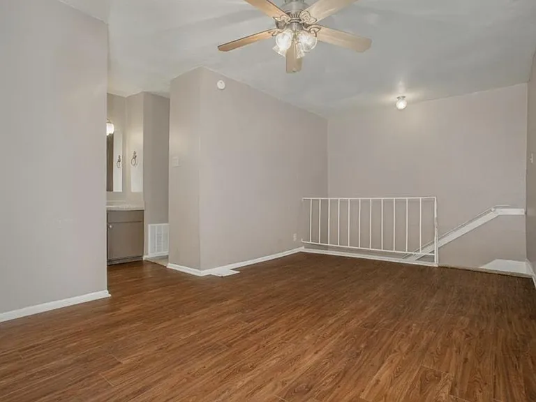 2413 Mission Hill Dr — Photo 15