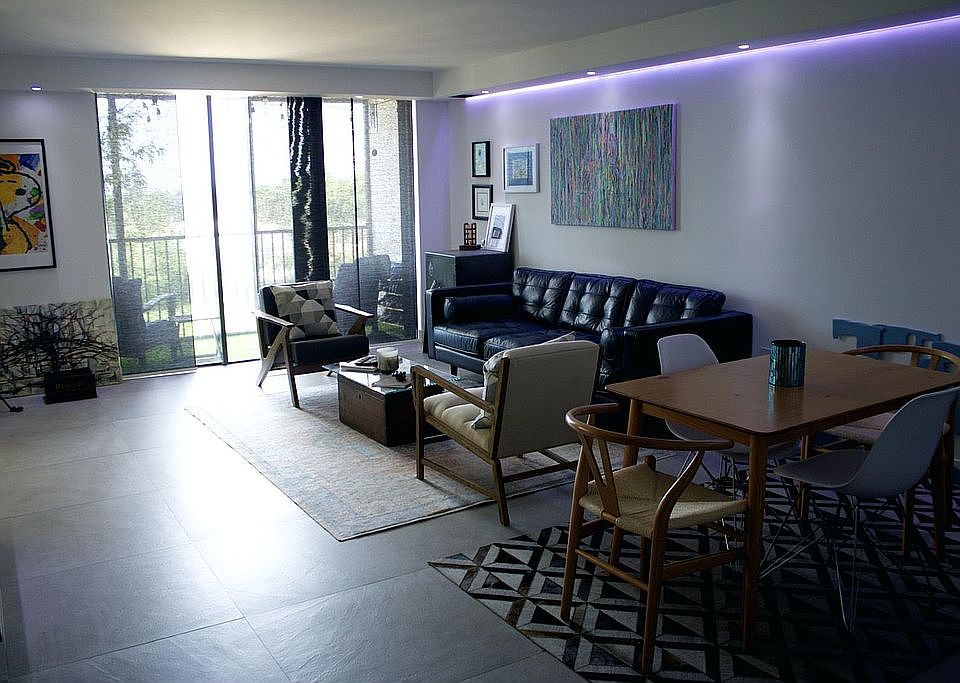 1st image of 2500 NE 135th St #303