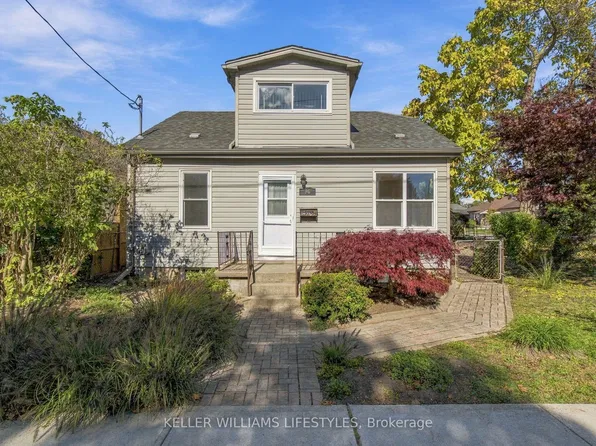 96 Dakin St, London, ON N5Z 1A3