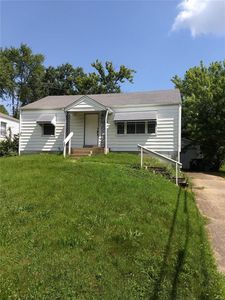 9831 Eastbrook Dr, Saint Louis, MO, 63114