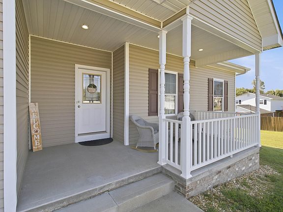 4th image of 155 Martin Rd