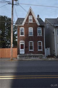465 W Berwick St, Easton, PA, 18042