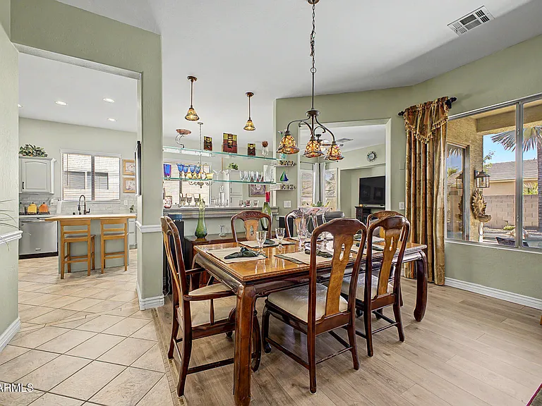 765 W Ebony Way — Photo 9