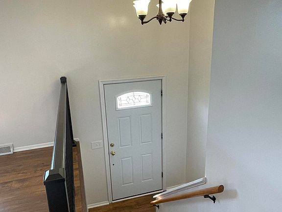 3rd image of 8430 Village Dr