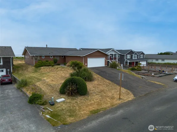 32601 G Street, Ocean Park, WA 98640