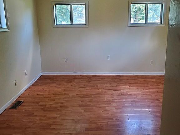5th image of 2036 Stonewall Dr