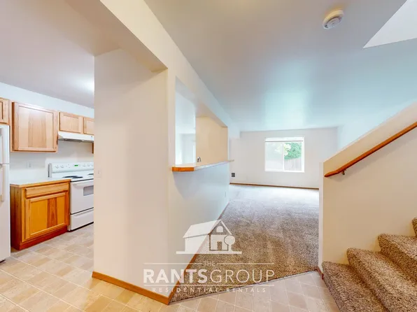 695R, 811 3rd Ave SW #A, Tumwater, WA 98512