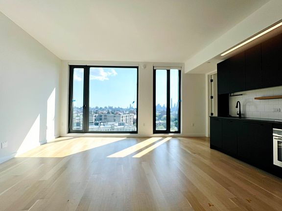 2nd image of 329 Broadway #1406