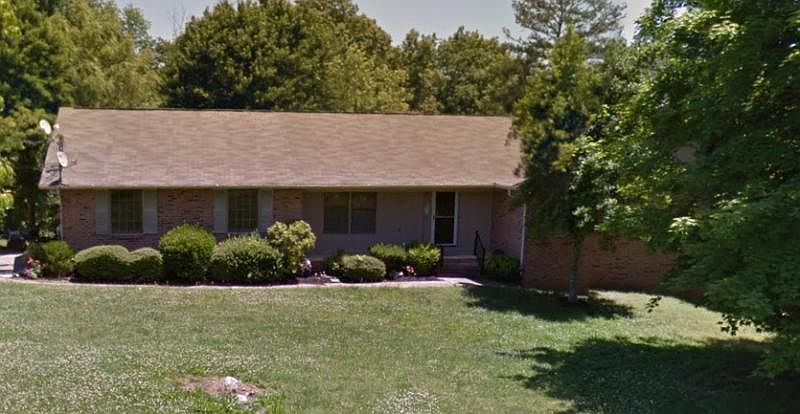 1st image of 1372 Pinecrest Cir