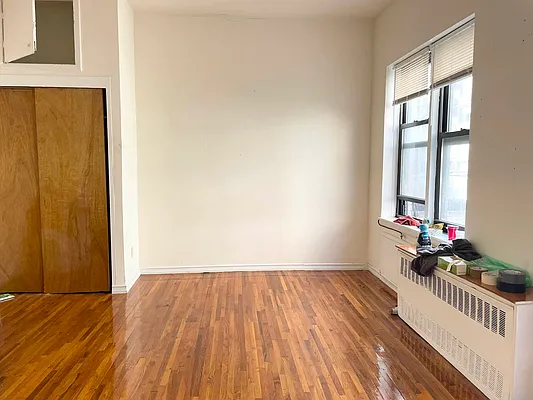 Rented by Meraki Realty LLC | media 11