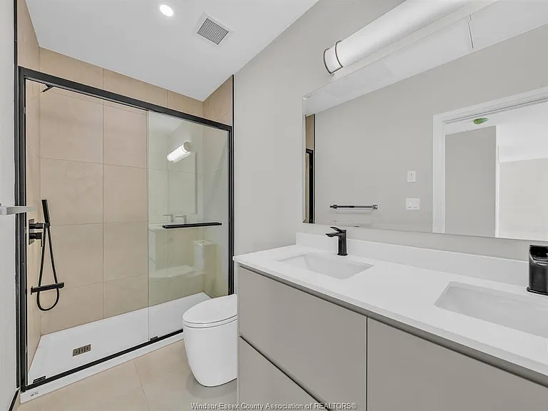 4400 Laurier Pkwy #273 — Photo 24