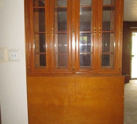 3rd image of 2207 NW 40th St