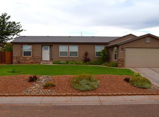 581 Pinto Rd, Page, AZ 86040