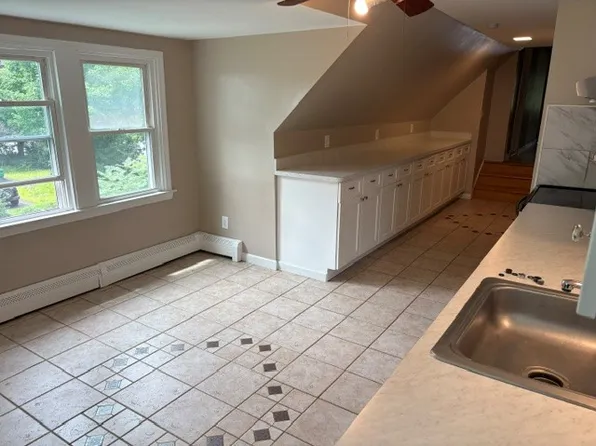 316 Maple Ave #4, Cheshire, CT 06410