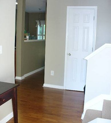2nd image of 24 Rock Side Ct