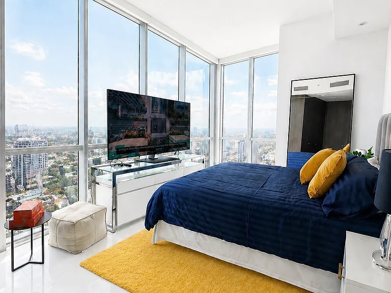 1100 Biscayne Blvd #4001 — Photo 4