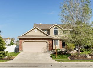 1192 N 780 W, Clinton, UT 84015