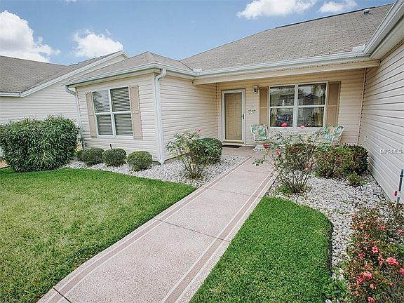 2nd image of 3424 Dixon Ln