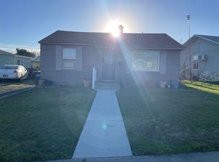 219 W Ridge Rd, Moses Lake, WA 98837