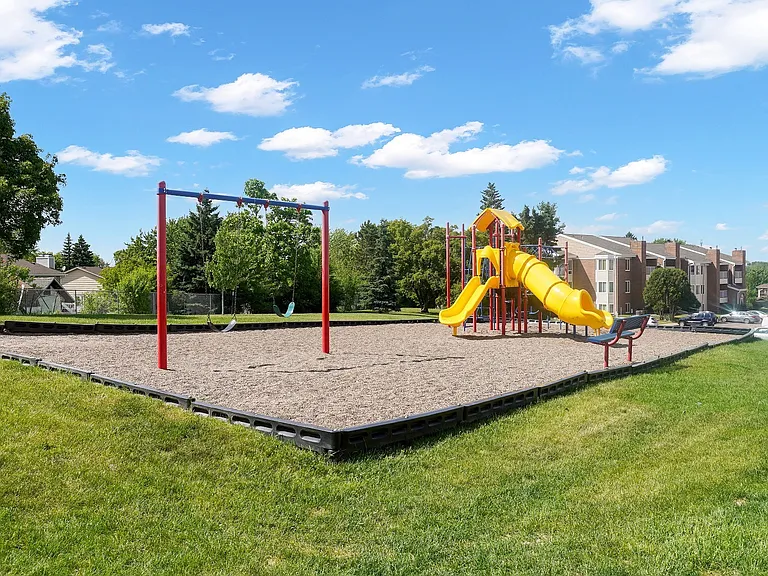 Cinnamon Ridge Apartments — Photo 52