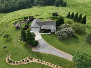 260 Black Knob Church Rd, Talking Rock, GA 30175