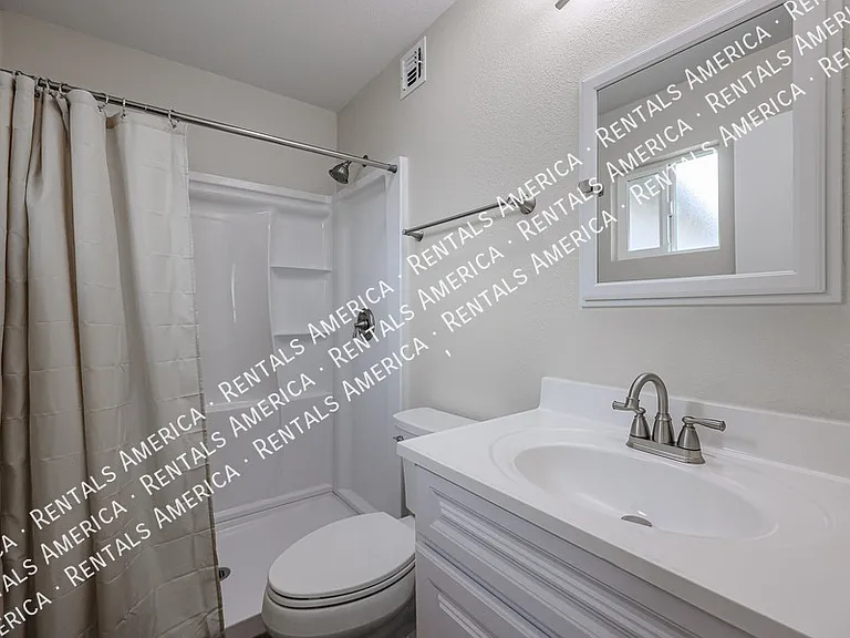 13861 N 48th Ave — Photo 23