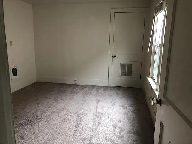 1008 SE 22nd Ave — Photo 3