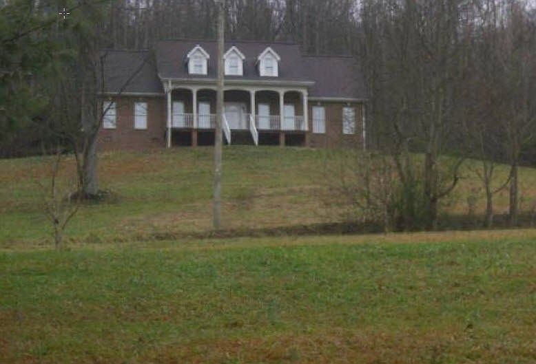 2nd image of 342 Sugar Pine Ln