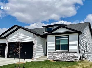 3090 Serenity Dr, Waukee, IA 50263