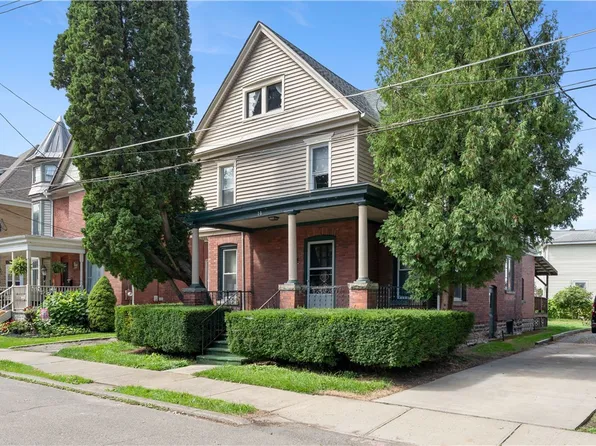 14 Adsit Pl, Hornell, NY 14843