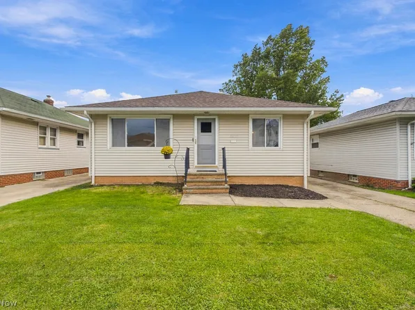13108 Darlington Ave, Garfield Heights, OH 44125