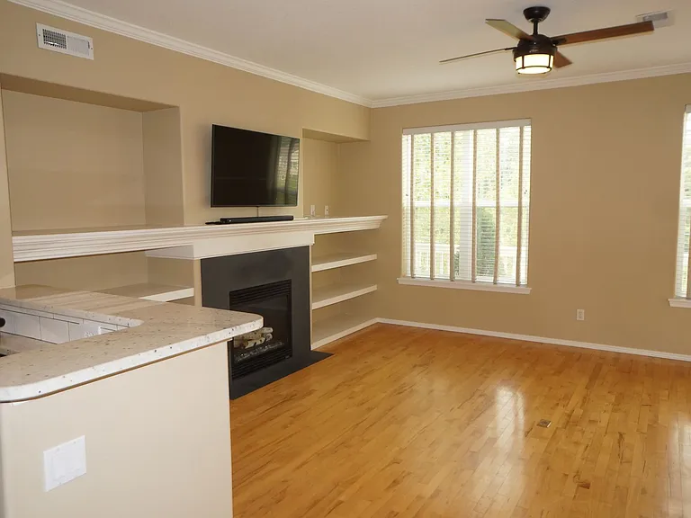 2649 NW Kennedy Ct — Photo 5
