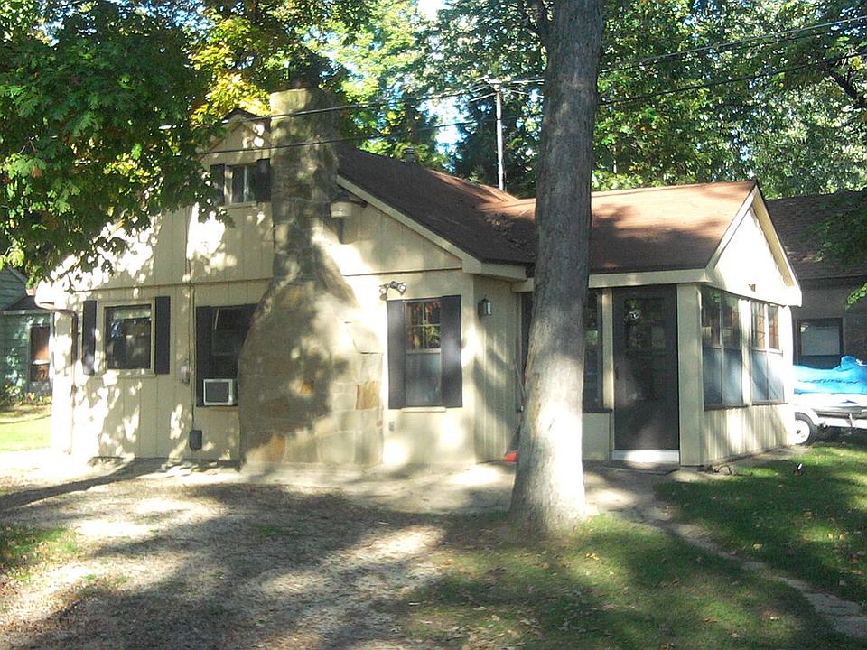 1st image of 1635 Greenwood Ct